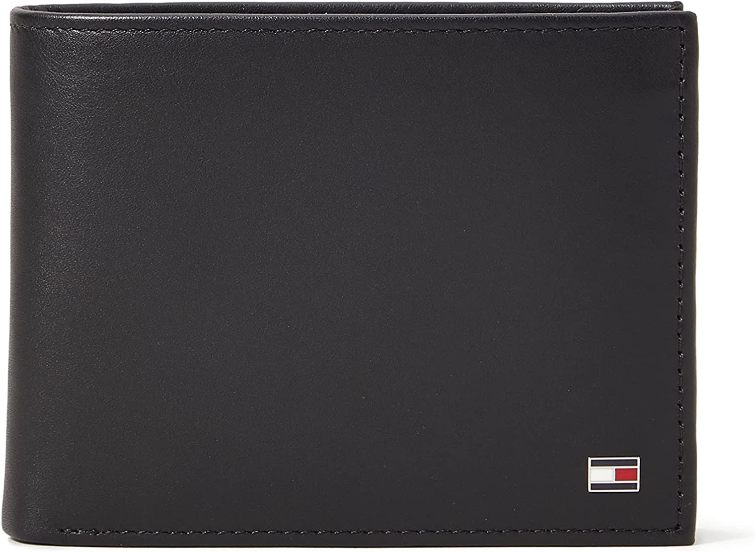 Tommy Hilfiger Men’s Johnson Small Leather Wallet Highlights